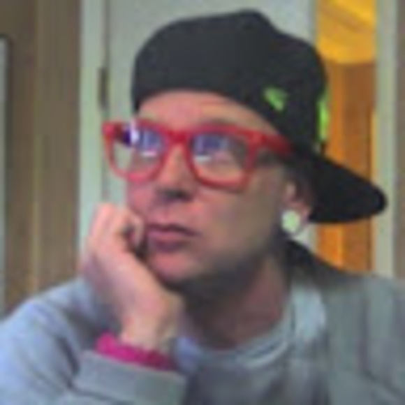 Meet your Posher, Jeff - Picture 1 of 1